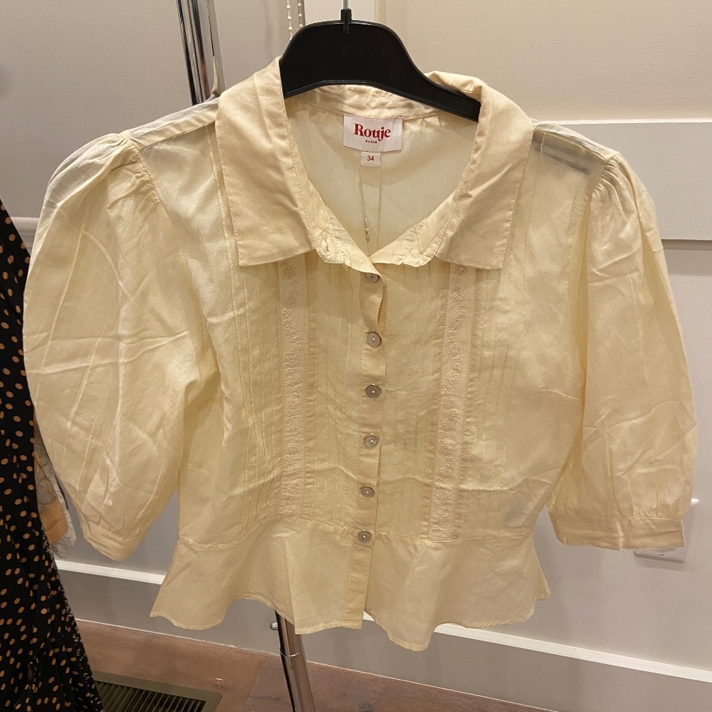 Light and flowing blouse